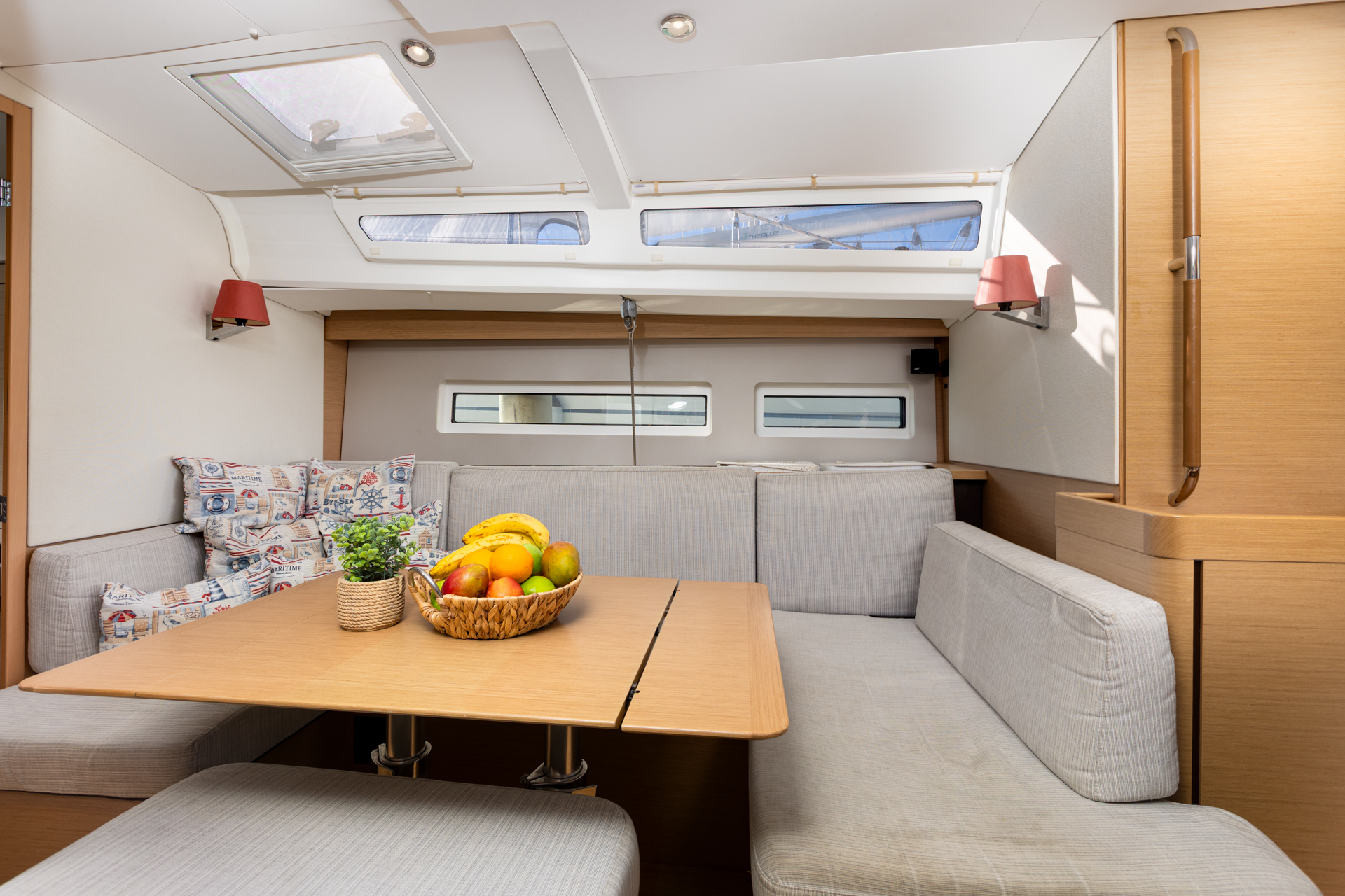 Sun Odyssey 440 - 3 cab. — photo 9
