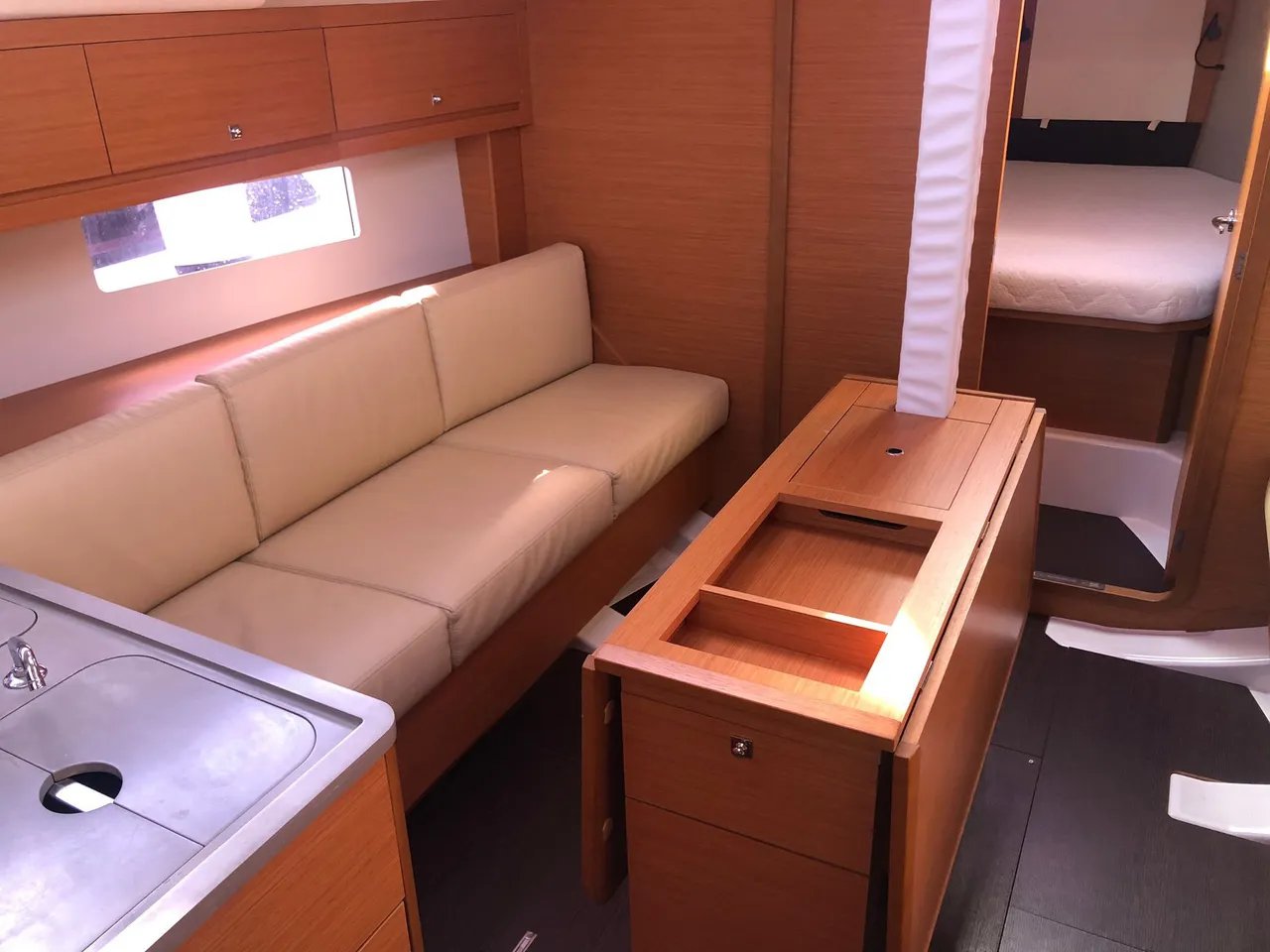 Dufour 37 - 2 cab. — photo 6