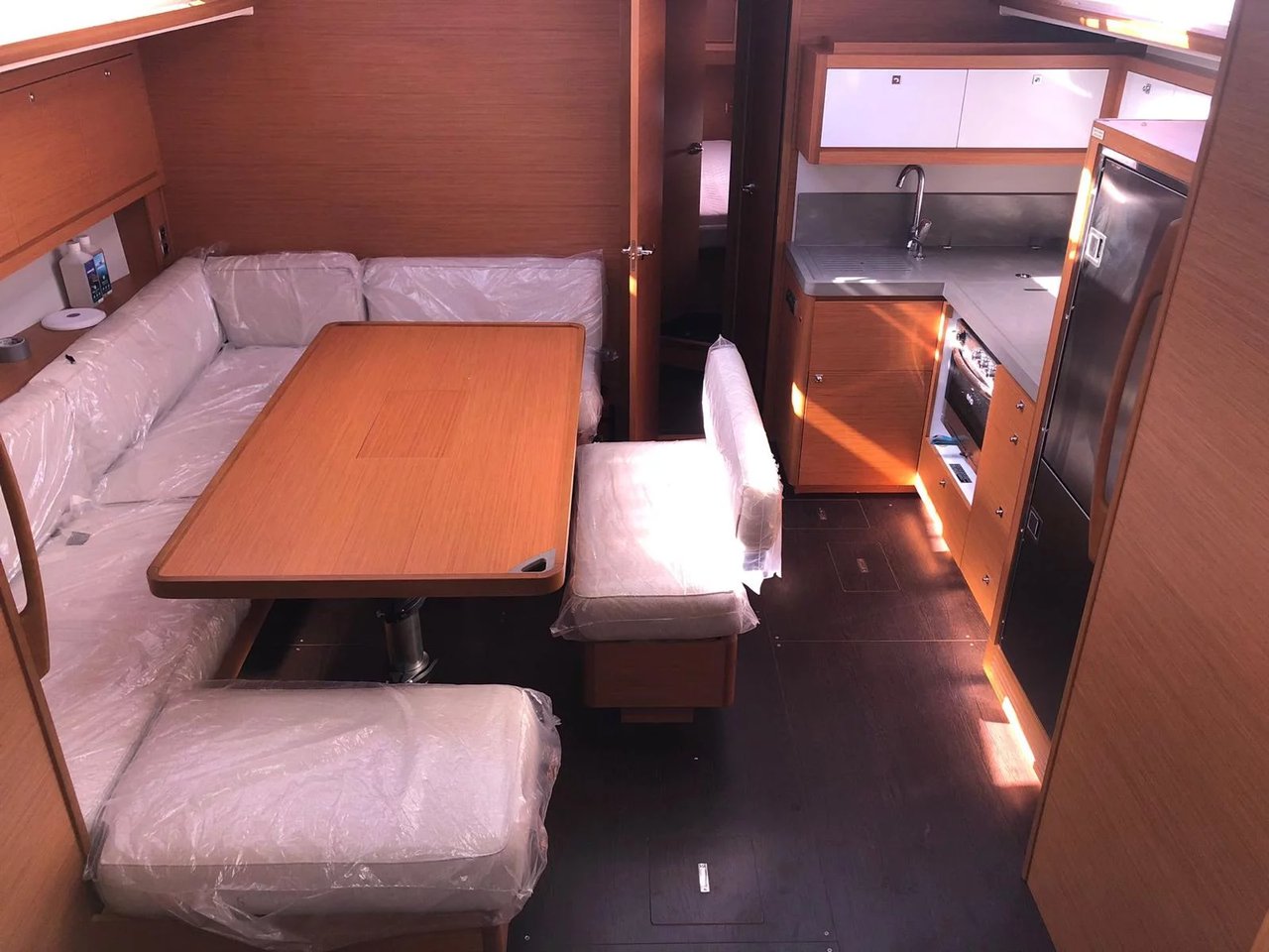 Dufour 470 - 4 + 1 cab. — photo 4