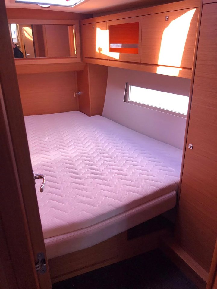 Dufour 470 - 4 + 1 cab. — photo 6