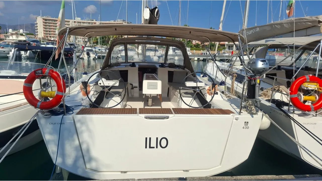 Dufour 430 GL — photo 1