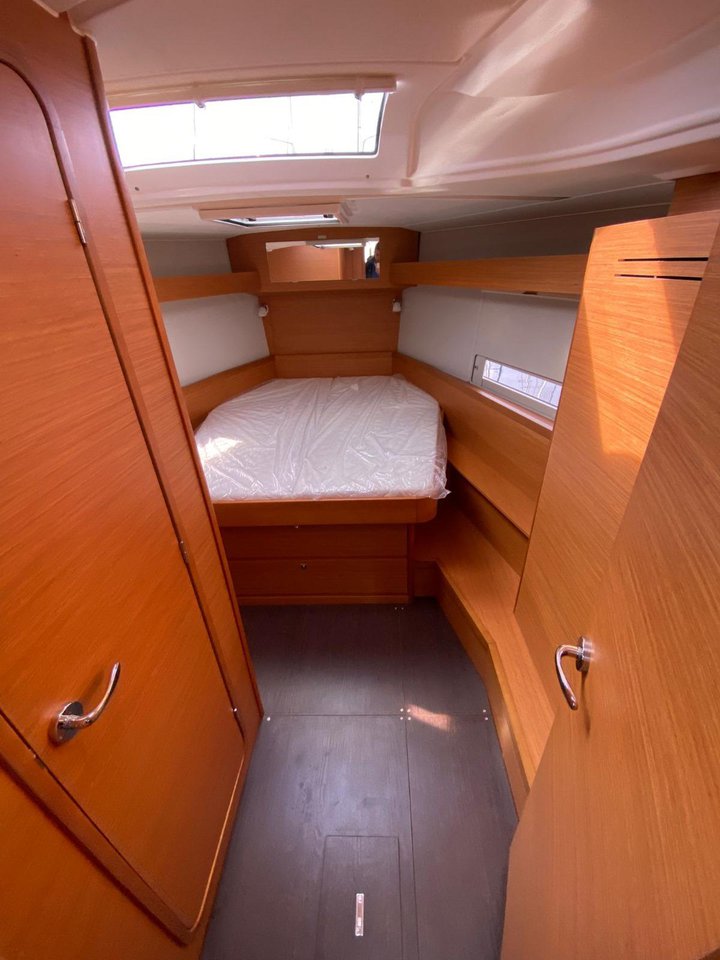 Dufour 430 GL — photo 8