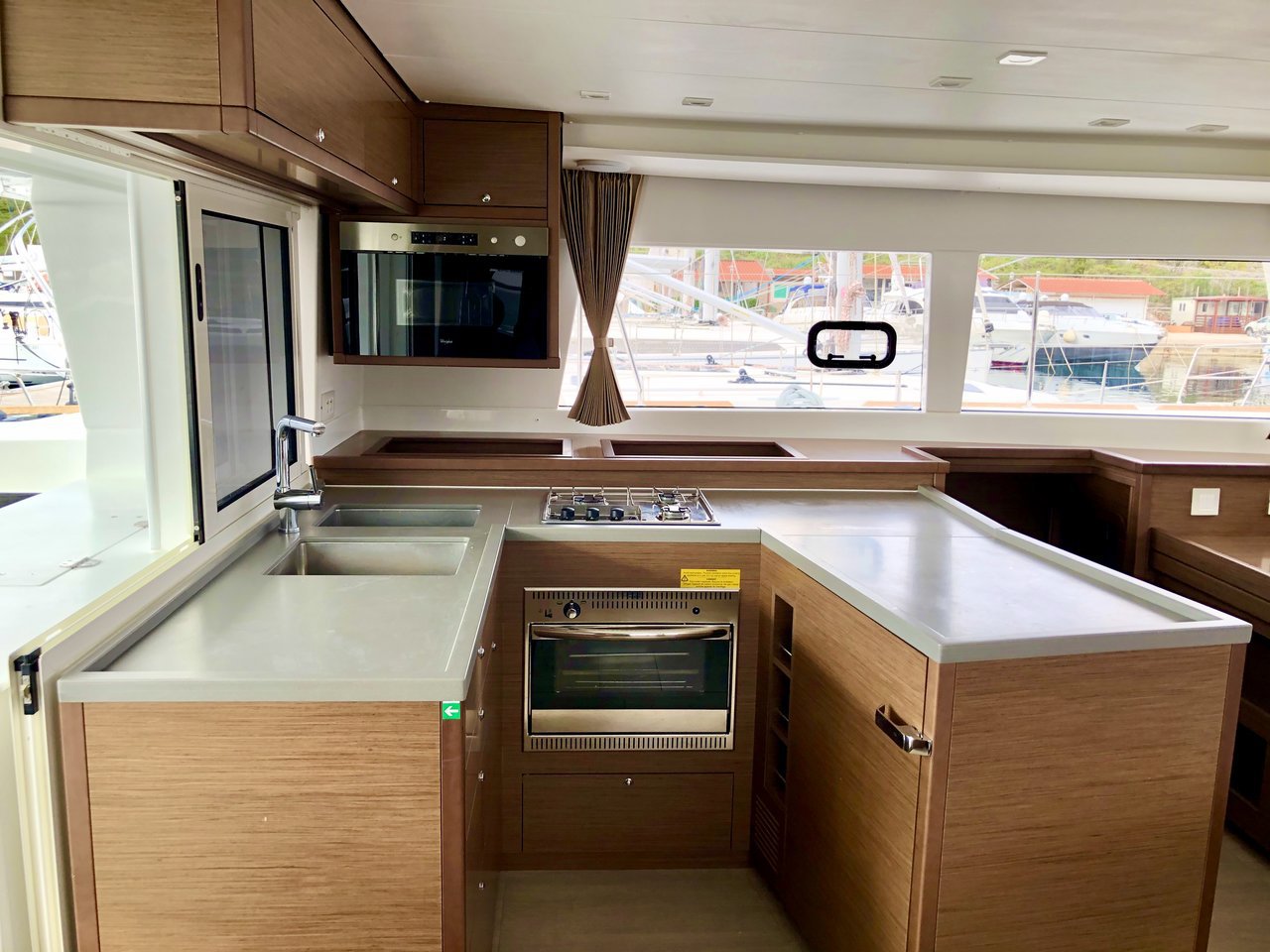 Photo #20 - Lagoon 450 F - 4 + 2 cab. (Zen) in Split - 64119