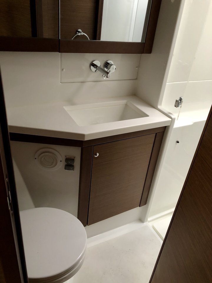 Photo #27 - Lagoon 450 F - 4 + 2 cab. (Zen) in Split - 64119