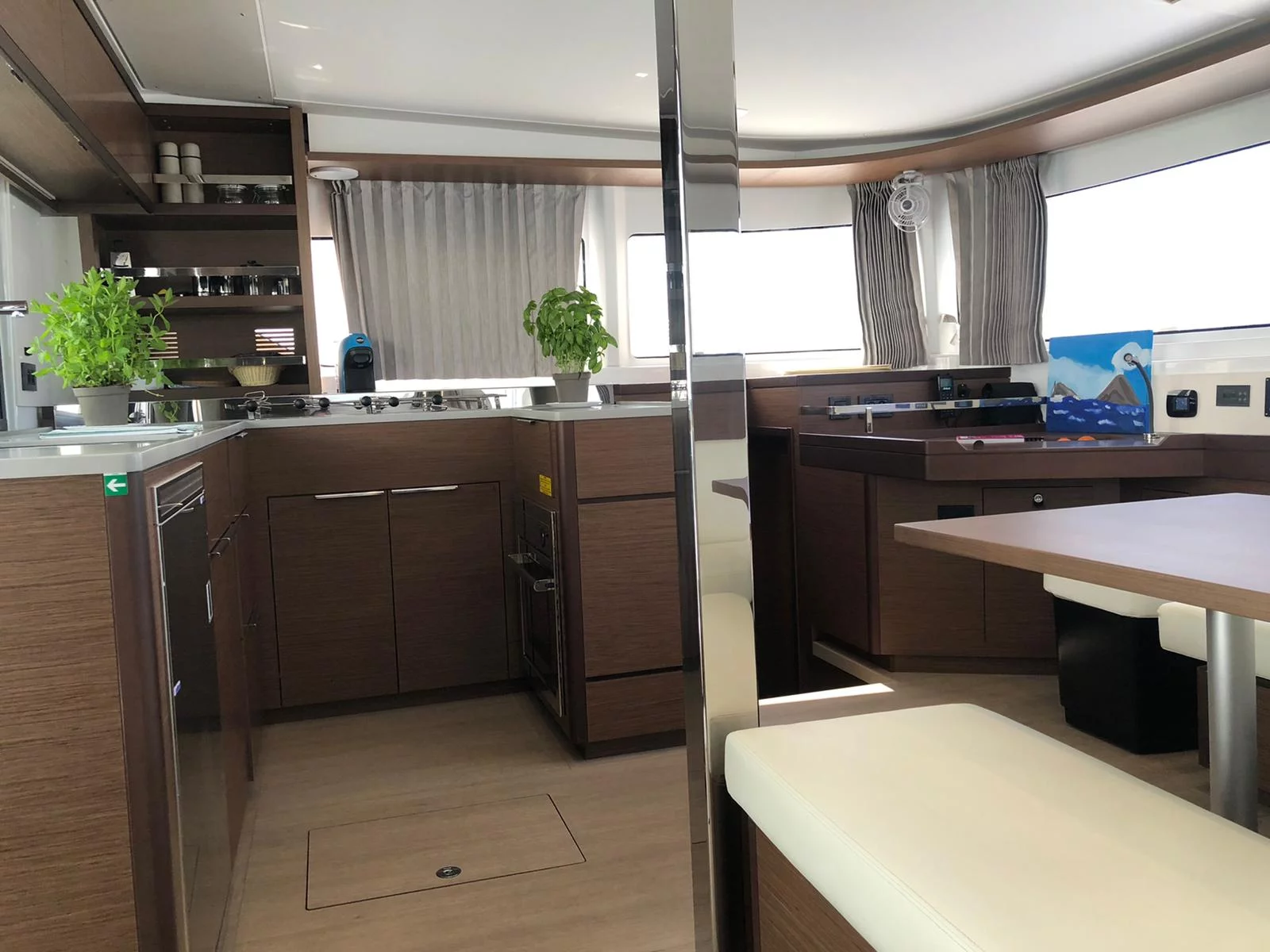 Lagoon 46 Fly (Oriana)  - 16