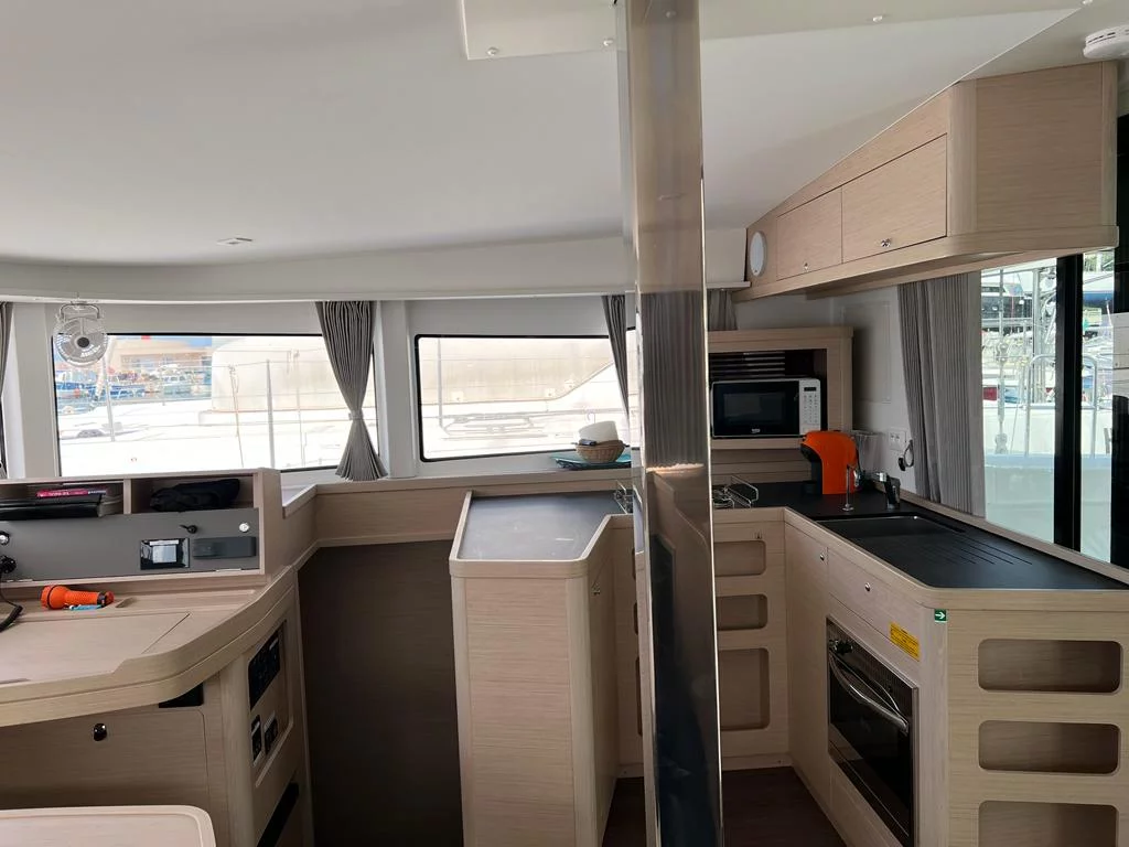 Lagoon 42 - 4 + 2 cab. (Sissi)  - 14