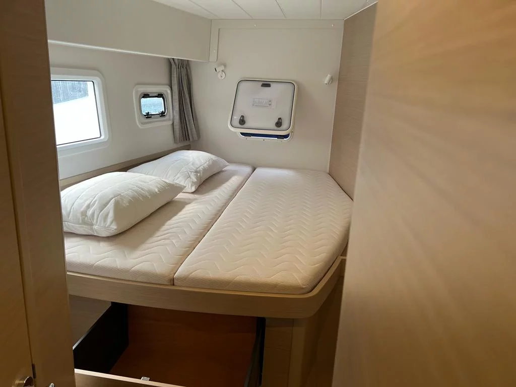 Lagoon 42 - 4 + 2 cab. (Sissi)  - 18