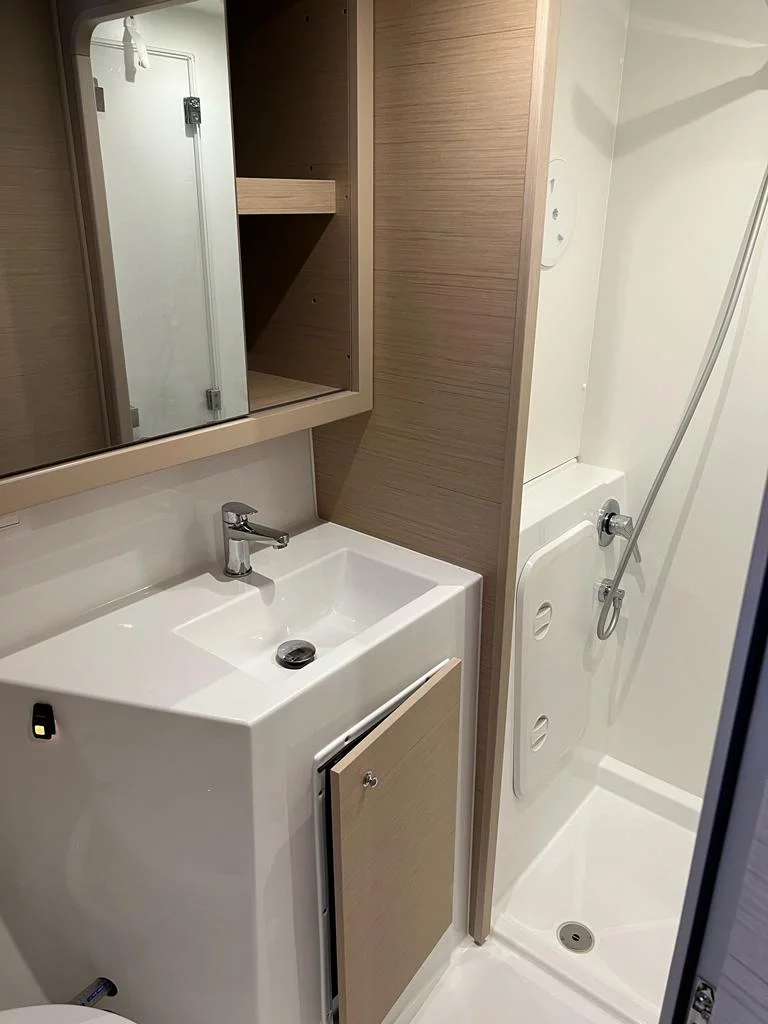 Lagoon 42 - 4 + 2 cab. (Sissi)  - 19