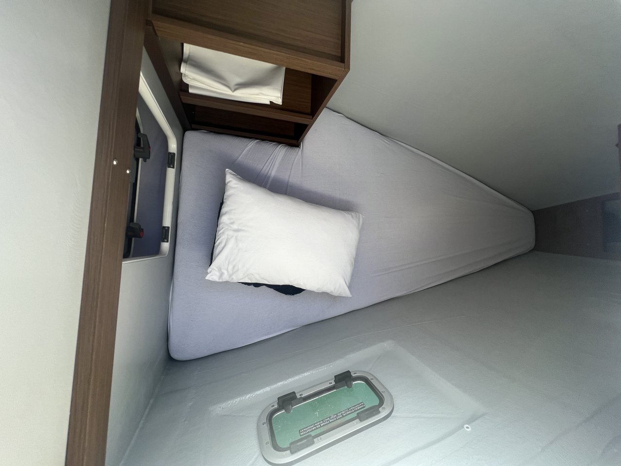 Photo #19 - Lagoon 42 - 4 + 2 cab. (Adventure) in Split - 64129