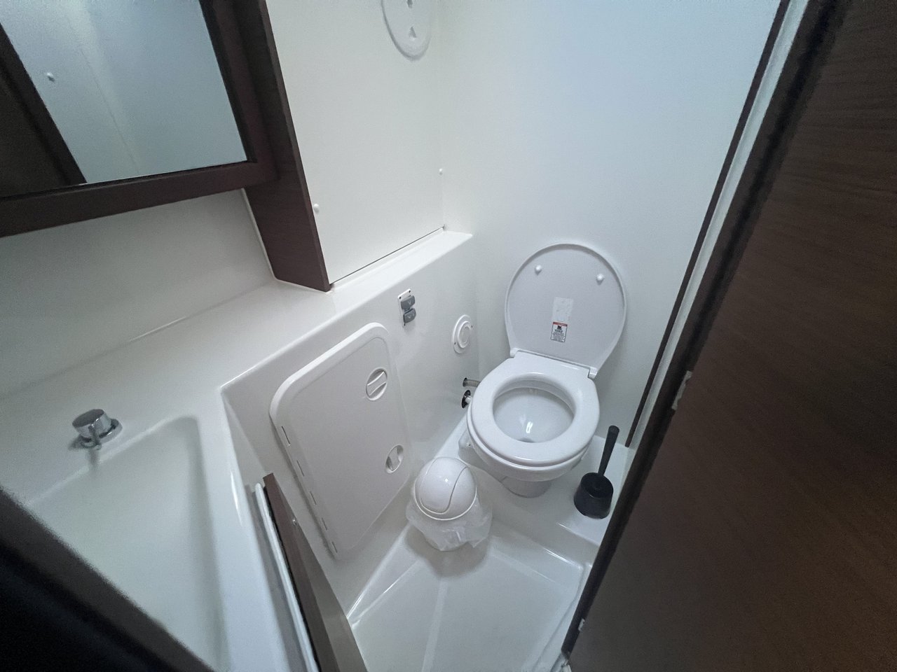 Photo #22 - Lagoon 42 - 4 + 2 cab. (Adventure) in Split - 64129