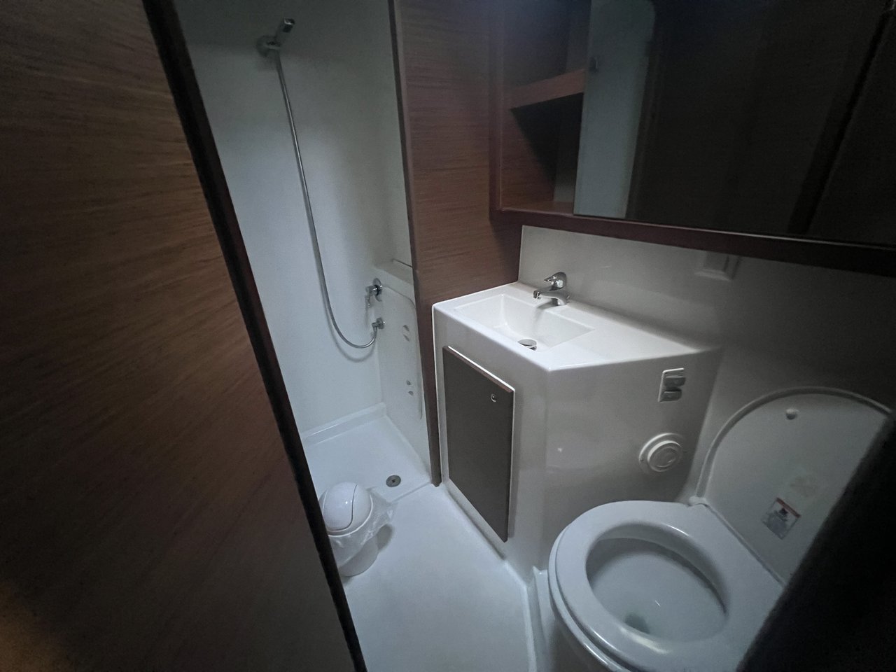 Photo #23 - Lagoon 42 - 4 + 2 cab. (Adventure) in Split - 64129