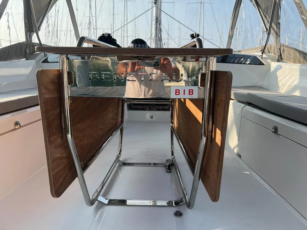 Oceanis 40.1 (Rosalba)  - 13