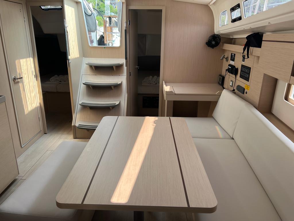 Photo #16 - Oceanis 40.1 (Rosalba) in Capo d'Orlando - 64226