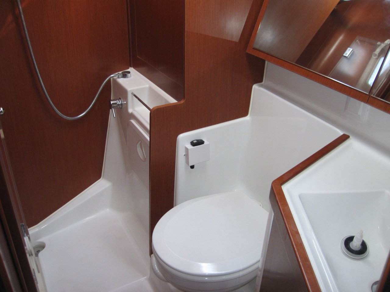 Photo #21 - Oceanis 41.1 (Stella) in Capo d'Orlando - 64227