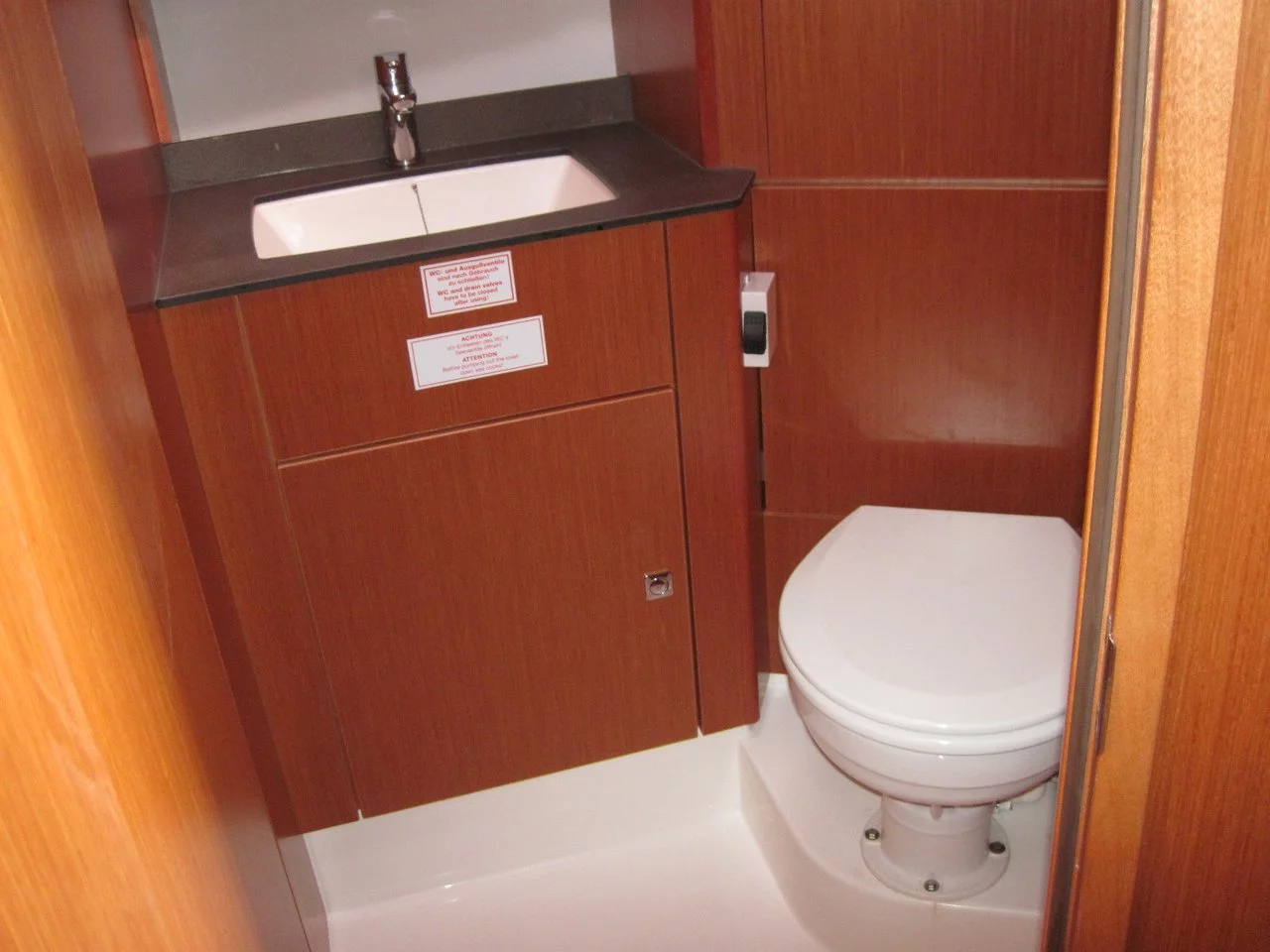 Bavaria Cruiser 41 - 3 cab. (Vittoria)  - 23