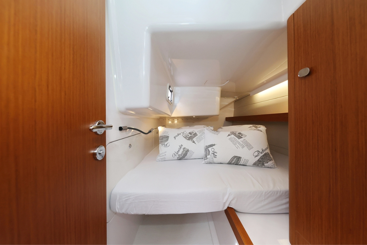 Photo #15 - First 36 (September) en Biograd - 64134