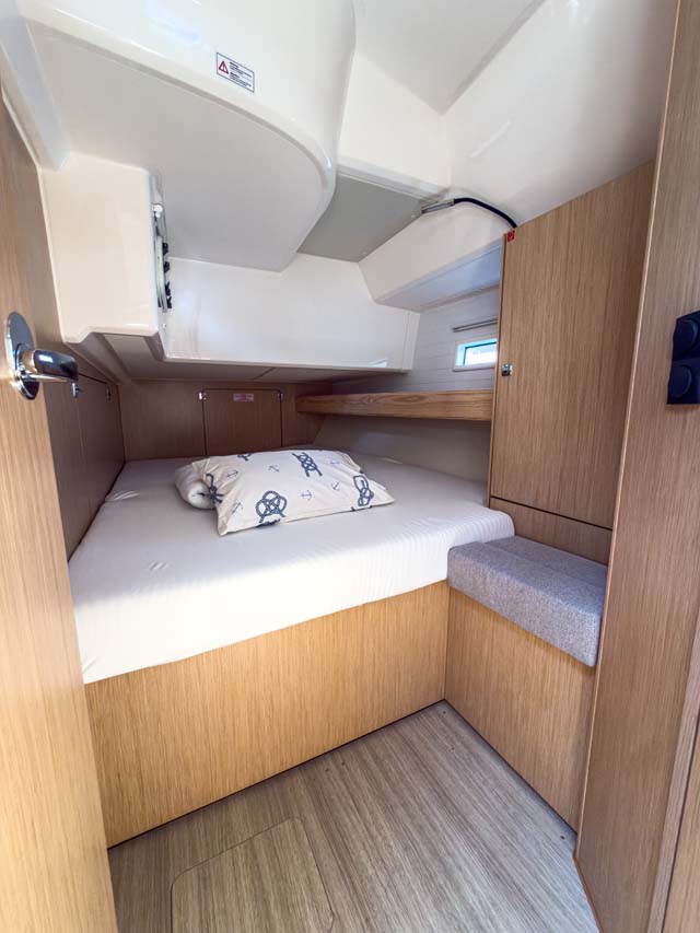 Bavaria Voyager 45 — photo 18