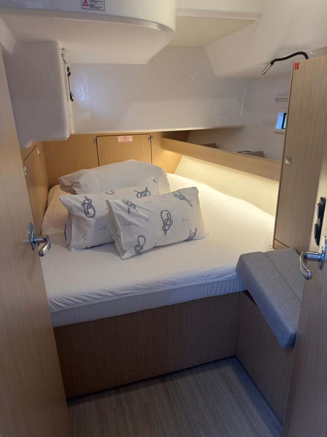 Bavaria Voyager 45 — photo 11