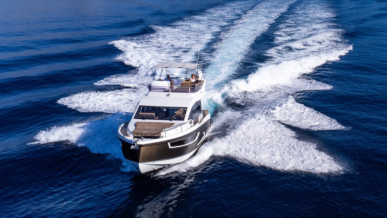 Sealine F430 — photo 1