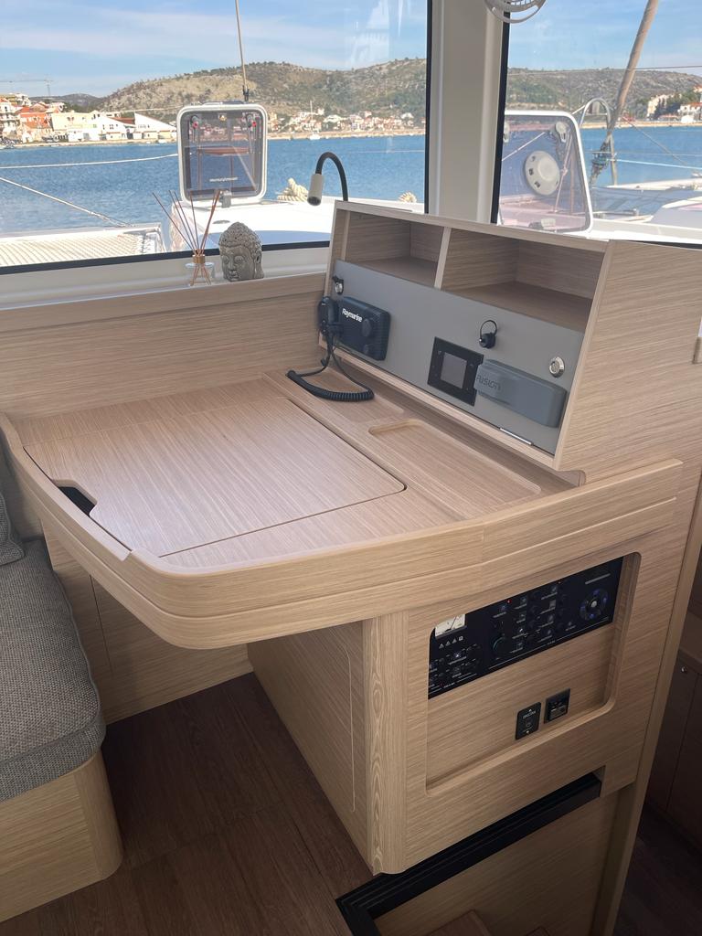 Photo #7 - Lagoon 42 Millenium (Slowdown) en Rogoznica - 64232