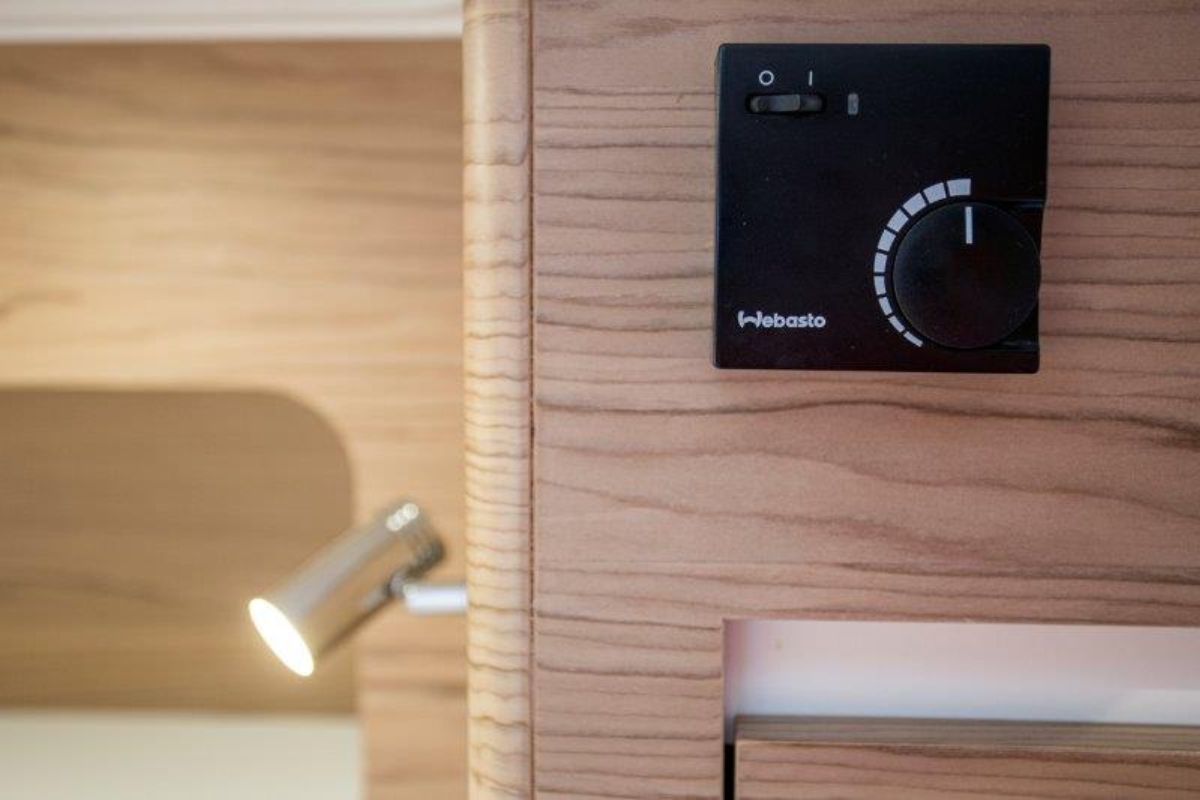 Photo #13 - Elan Impression 50 - 5 + 1 cab. (Bingo) in Biograd - 64196