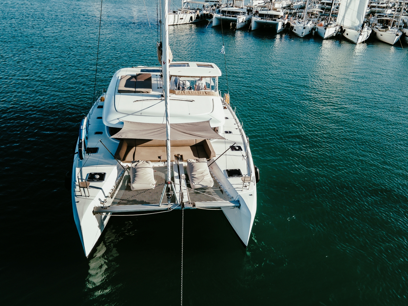 Lagoon 42 - 4 + 1 cab. — photo 3