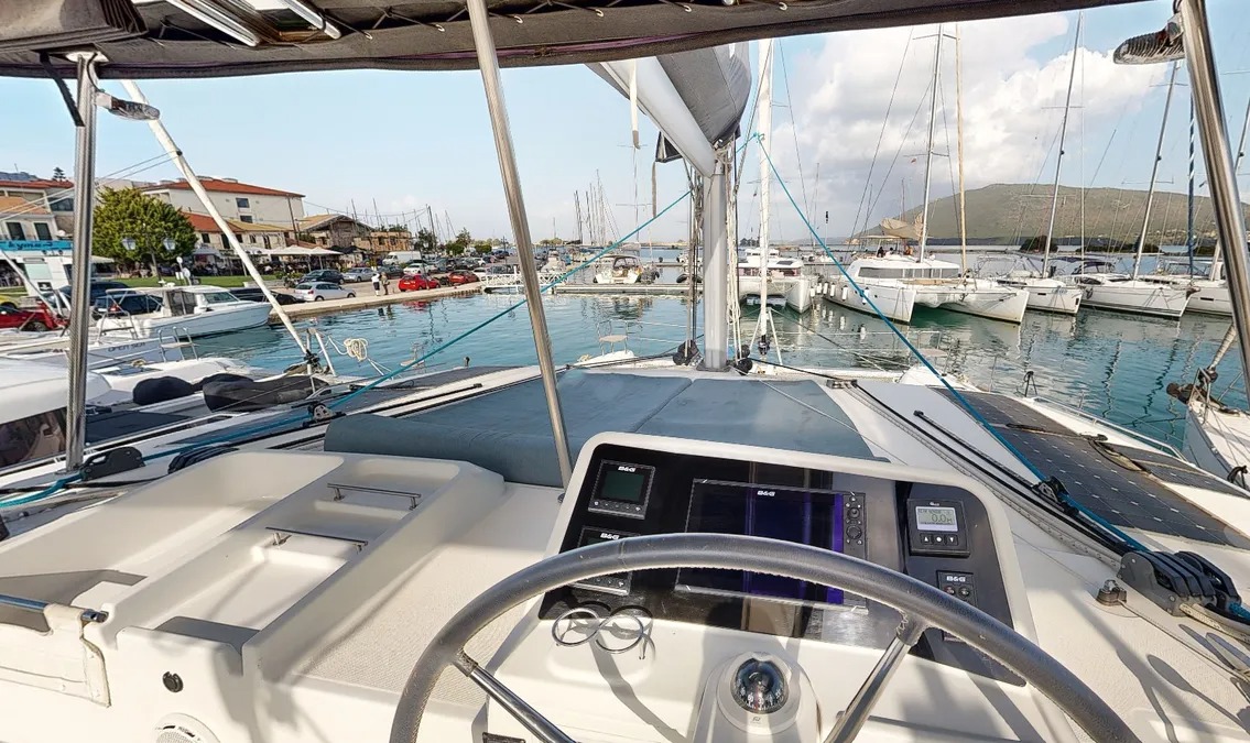 Lagoon 450 F - 4 + 2 cab. — photo 10