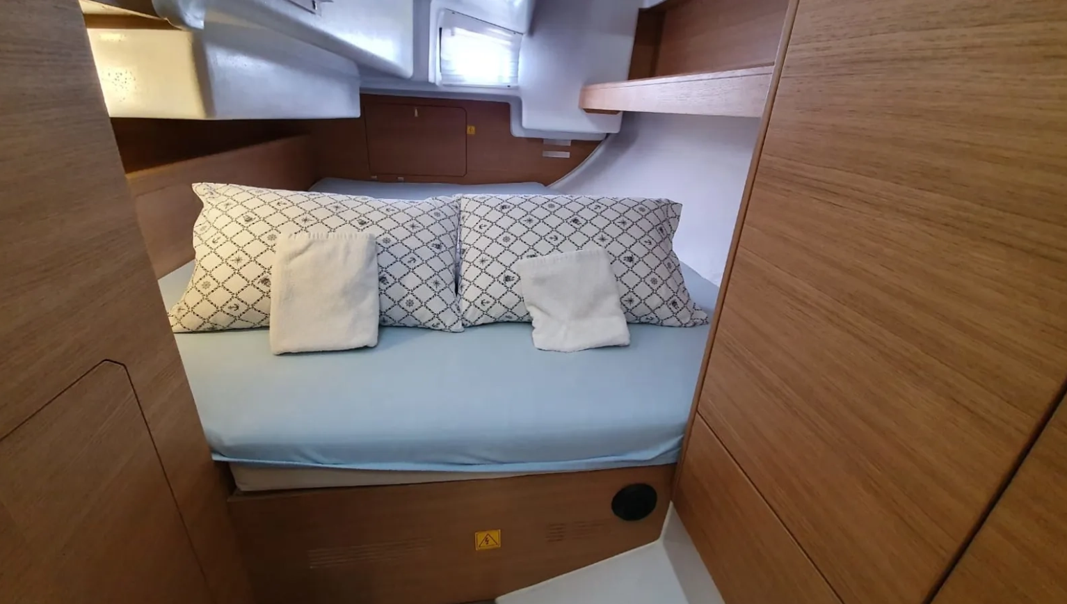 Elan E6 — photo 10