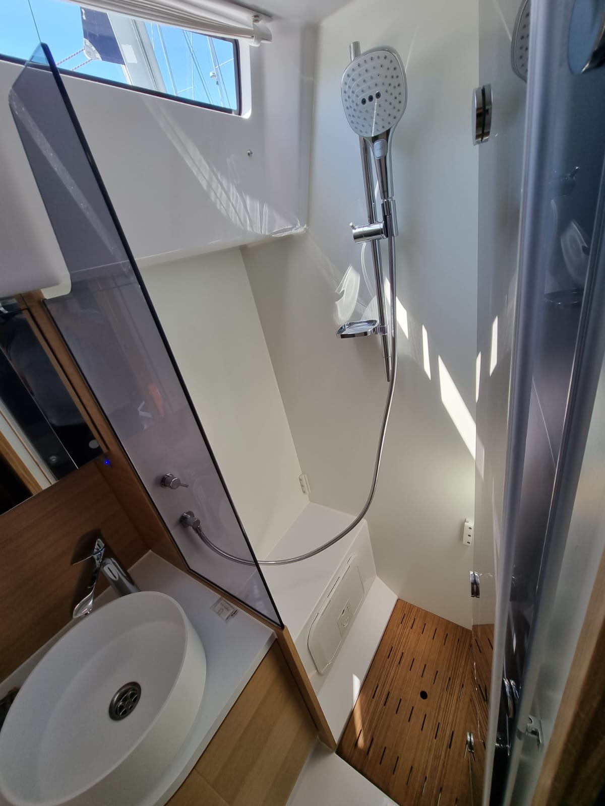Elan E6 — photo 14