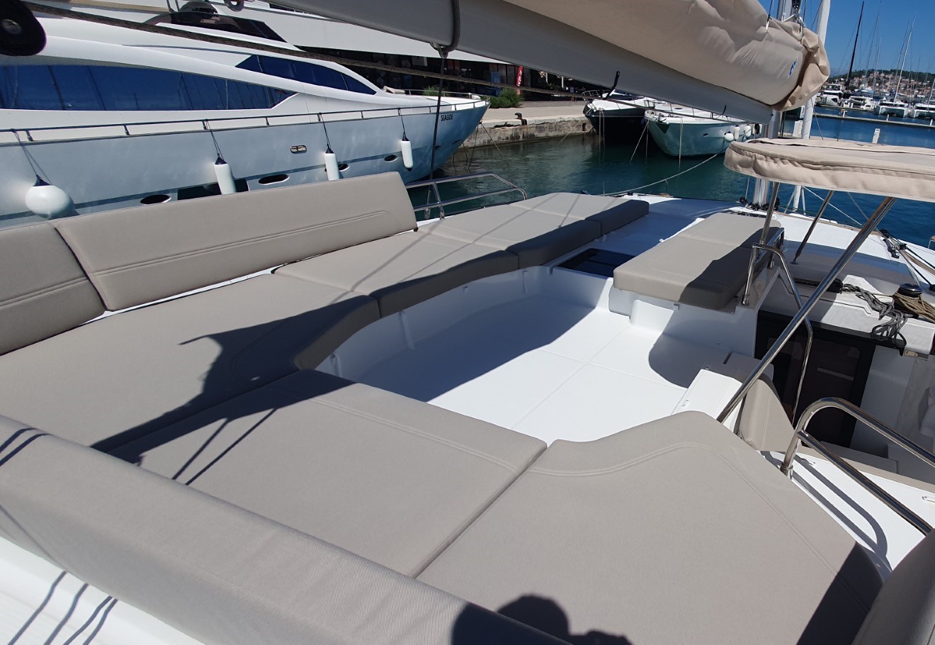 Fountaine Pajot FP 44 Quatuor - 4 + 2 cab. — photo 13
