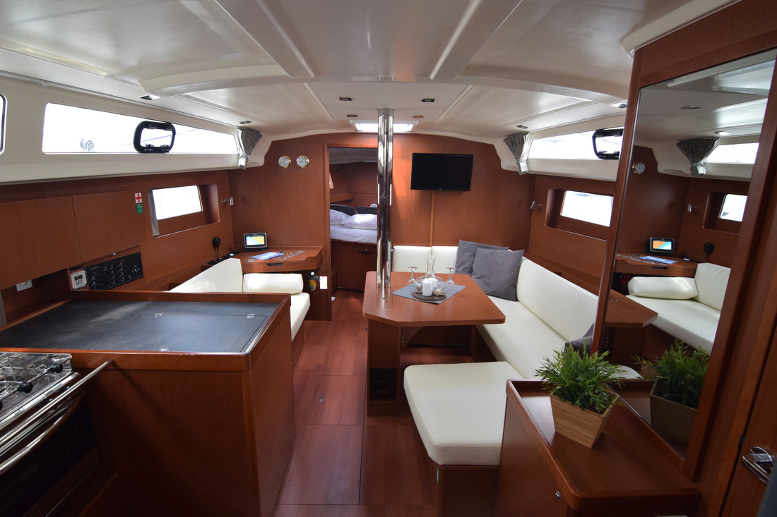 Photo #8 - Oceanis 41.1 (Norma) en Corfú - 44190