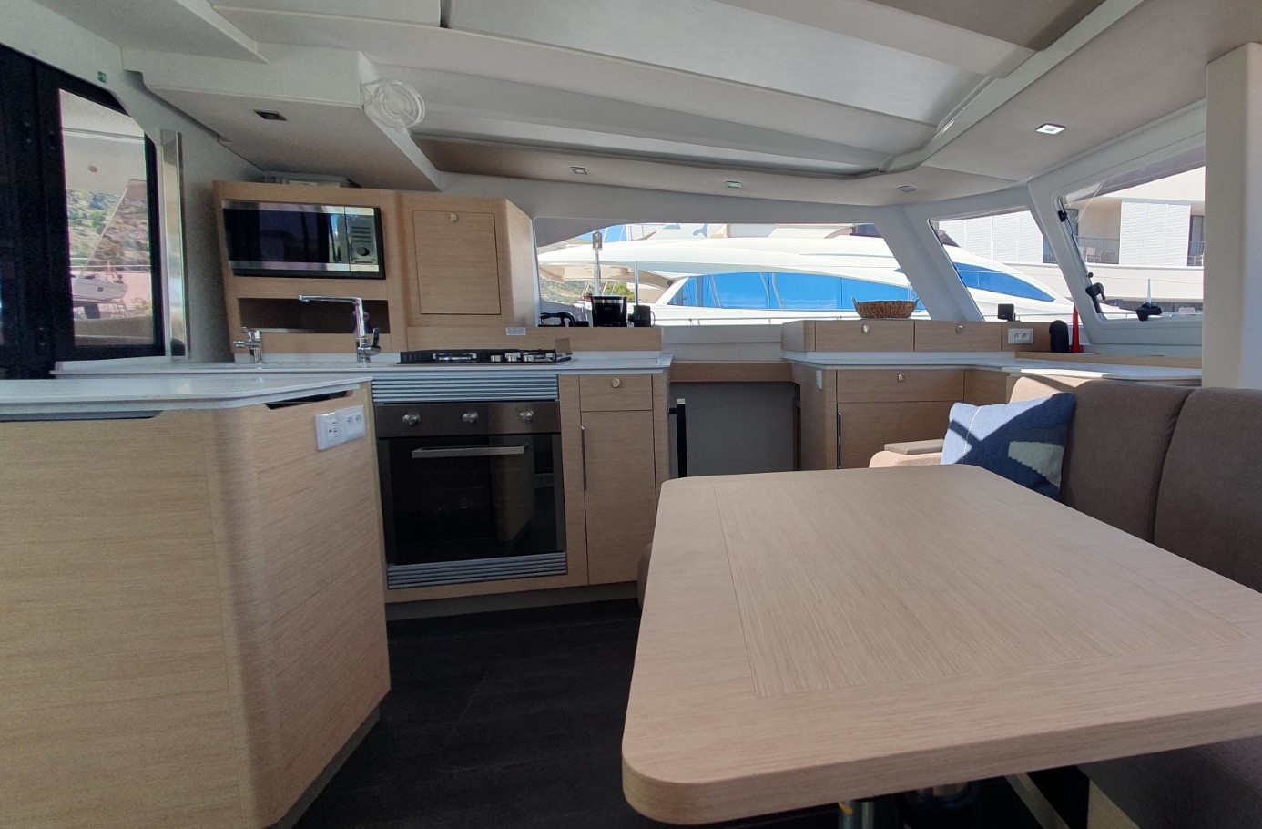 Fountaine Pajot FP 44 Quatuor - 4 + 2 cab. — photo 28
