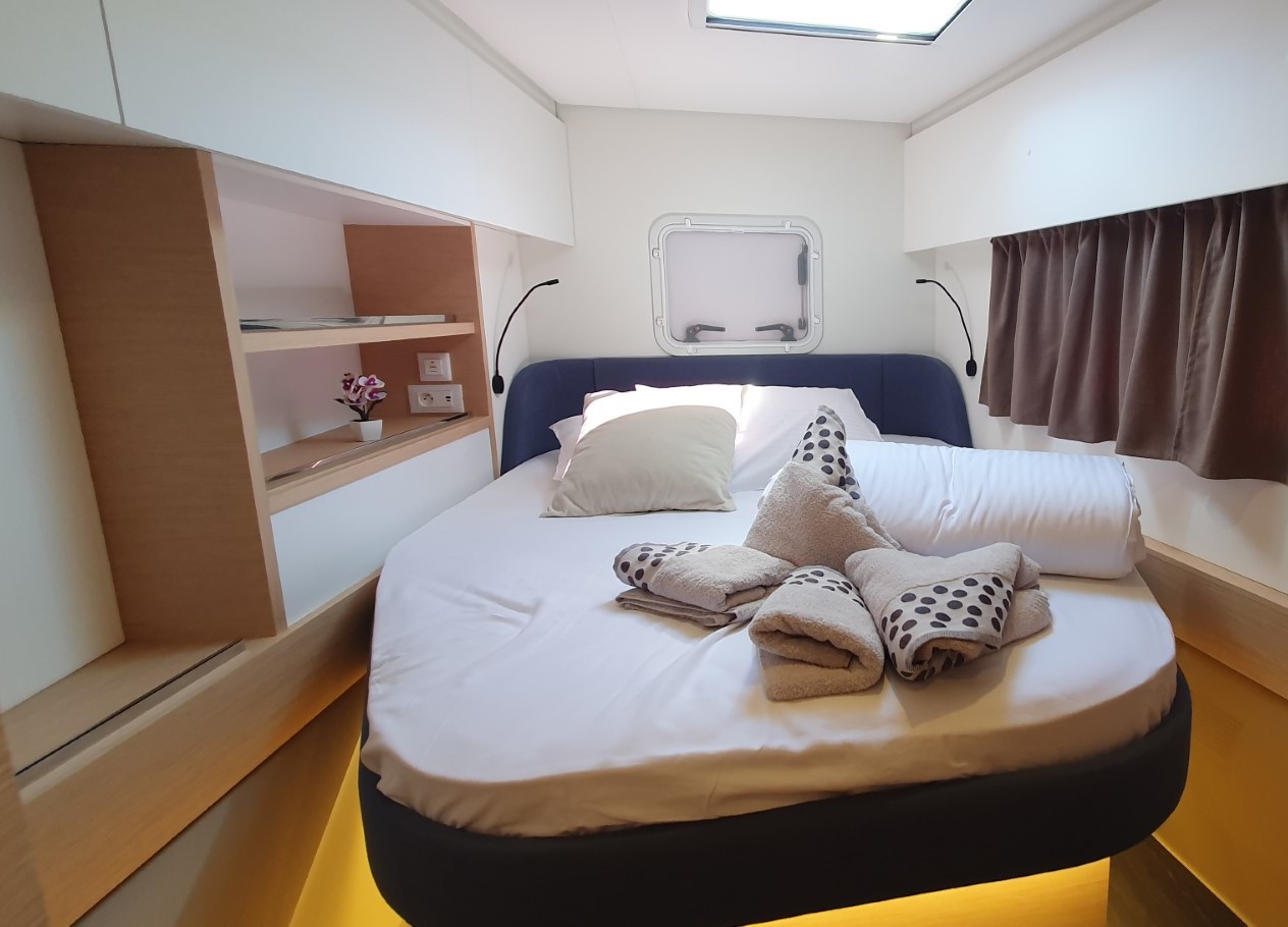 Fountaine Pajot FP 44 Quatuor - 4 + 2 cab. — photo 30