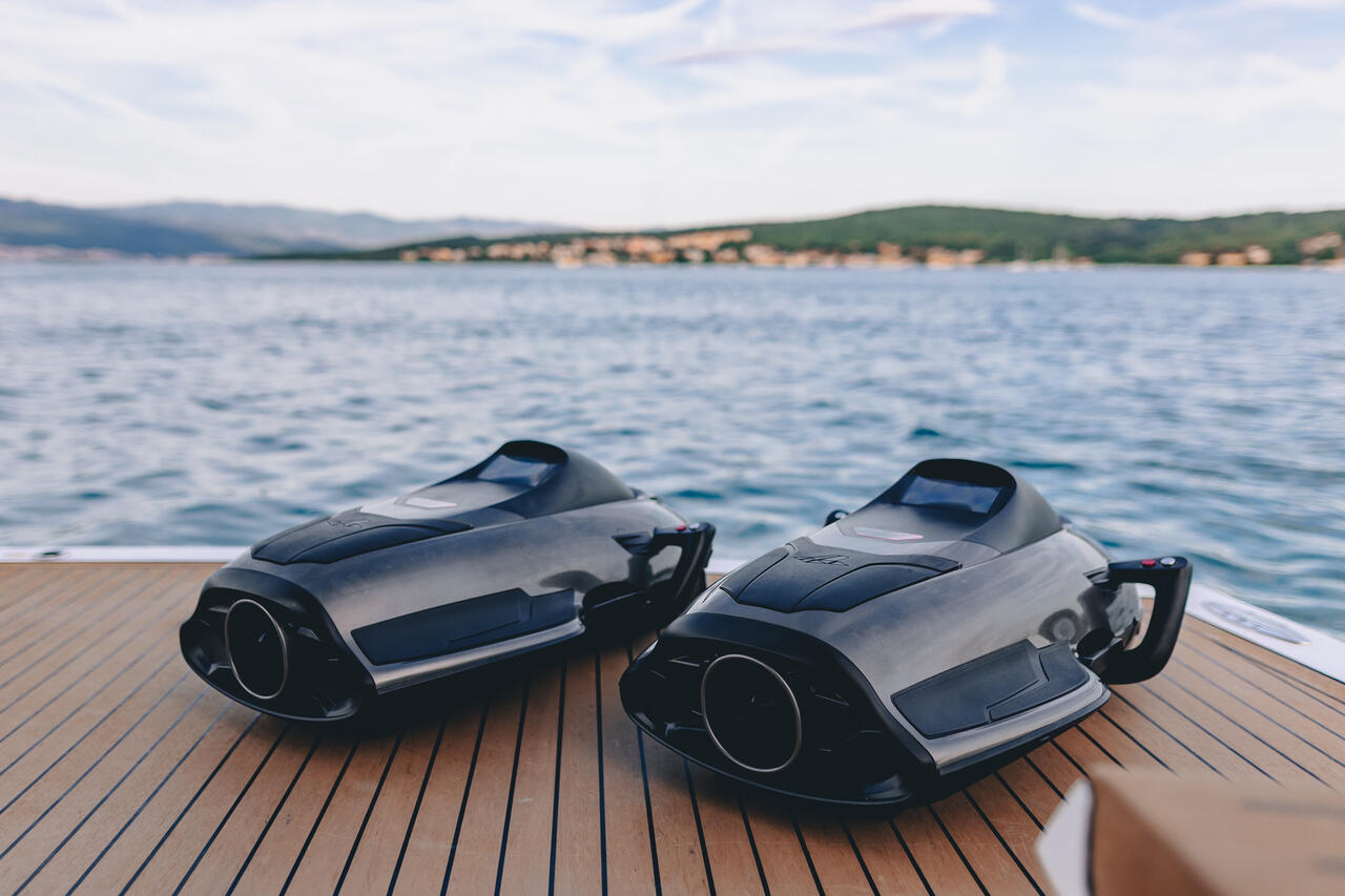 Sunseeker 65 Sport Yacht — photo 12