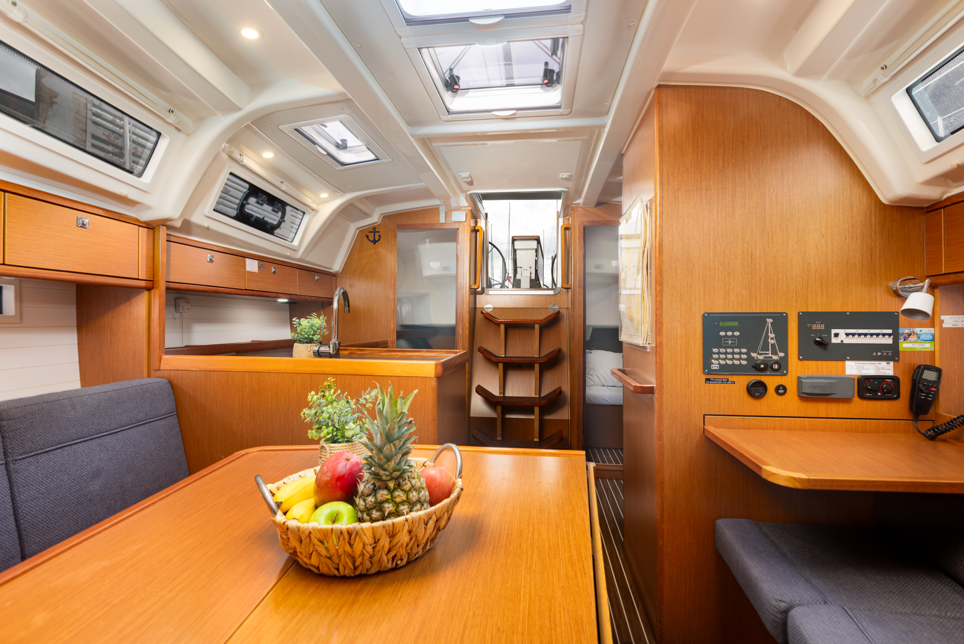 Bavaria Cruiser 37 - 3 cab. — photo 10