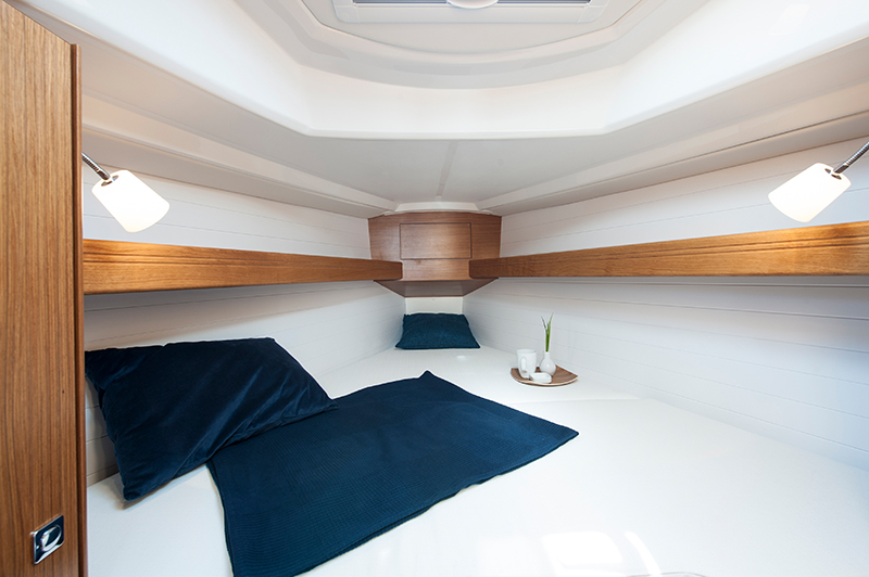 Bavaria Cruiser 33 — photo 7