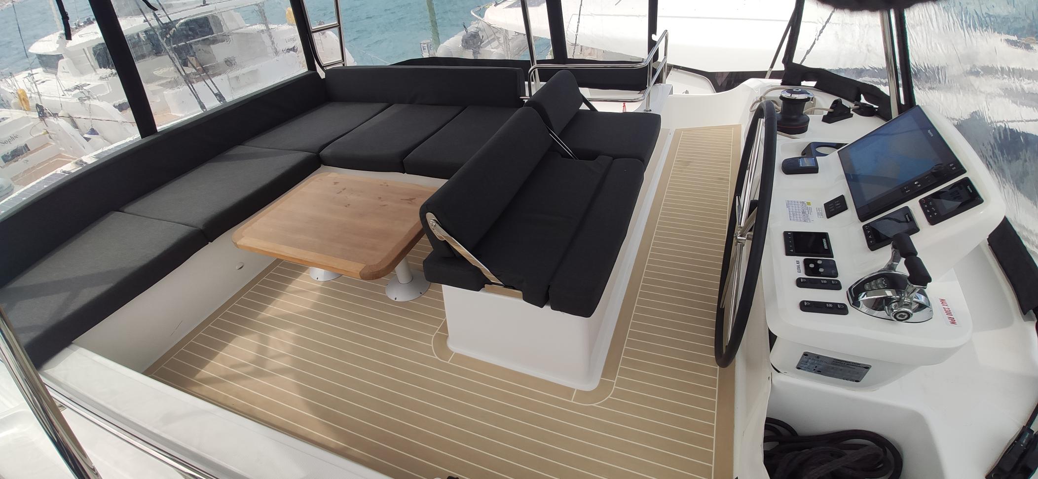 Lagoon 51 - 6 + 1 cab. — photo 9