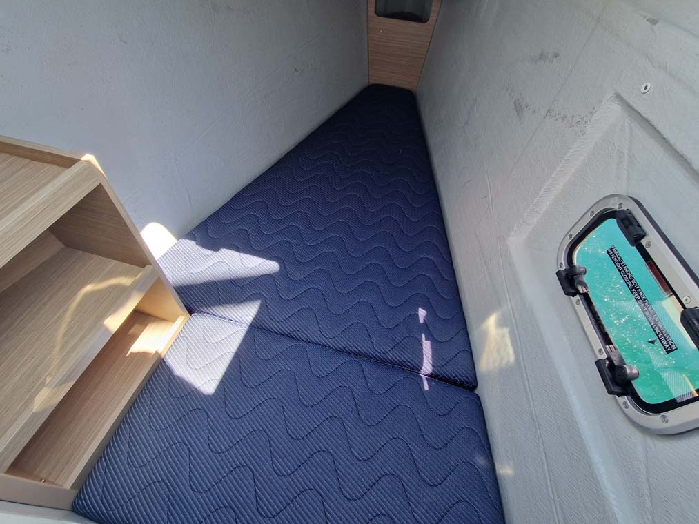 Lagoon 42 - 4 + 2 cab. — photo 12