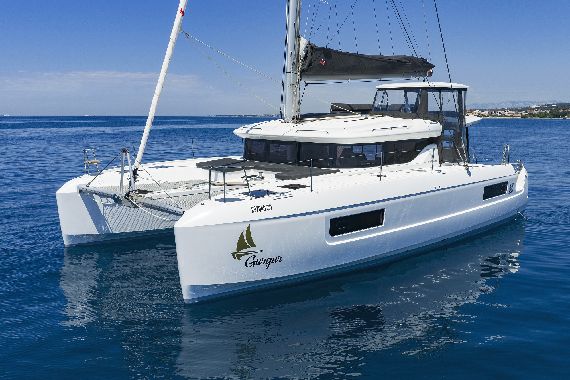 Lagoon 43 - 4 + 2 cab. — photo 3