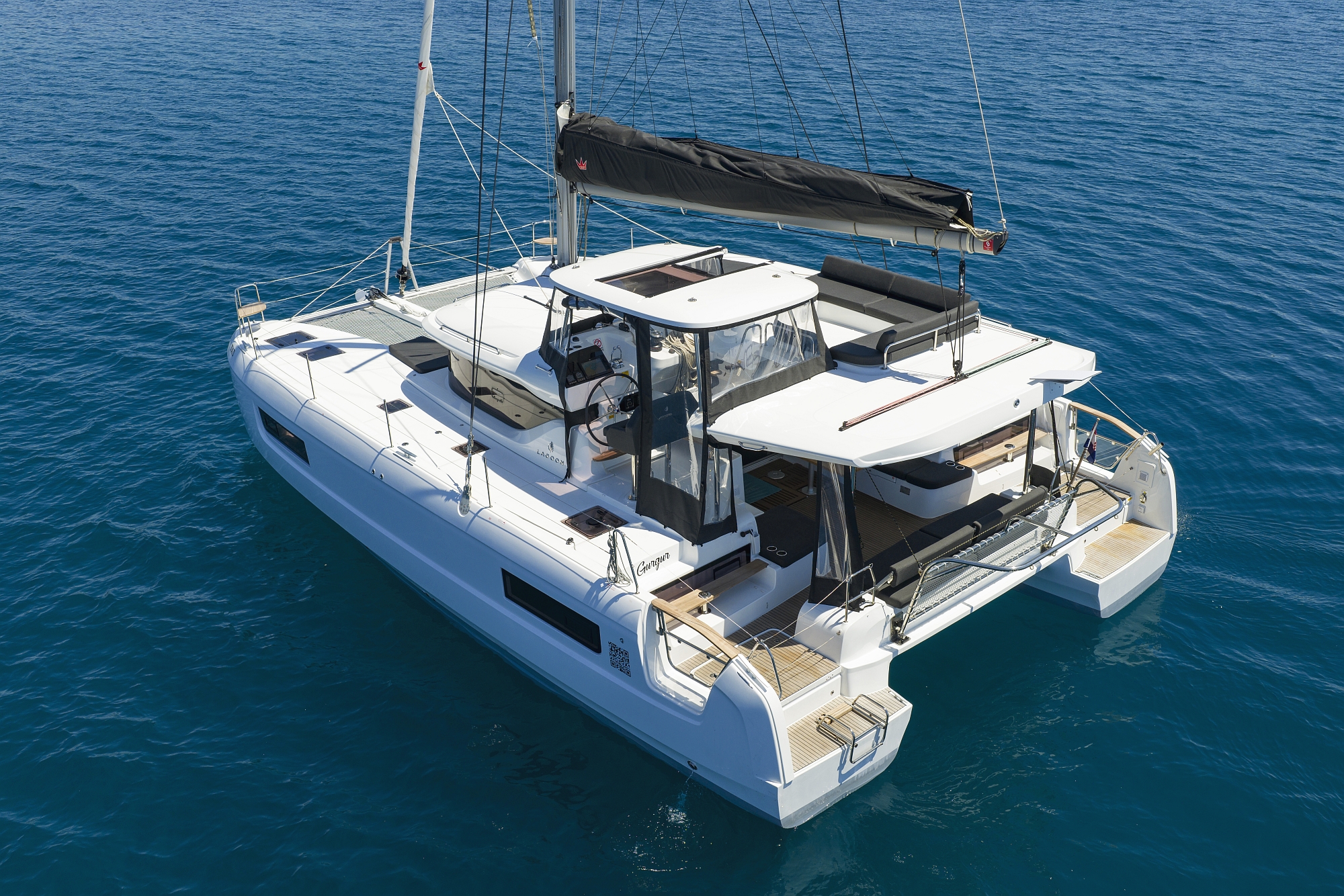 Lagoon 43 - 4 + 2 cab. — photo 8