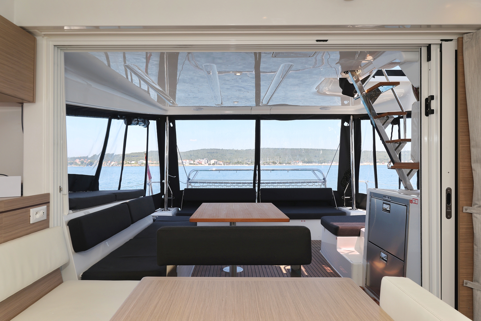 Lagoon 43 - 4 + 2 cab. — photo 52