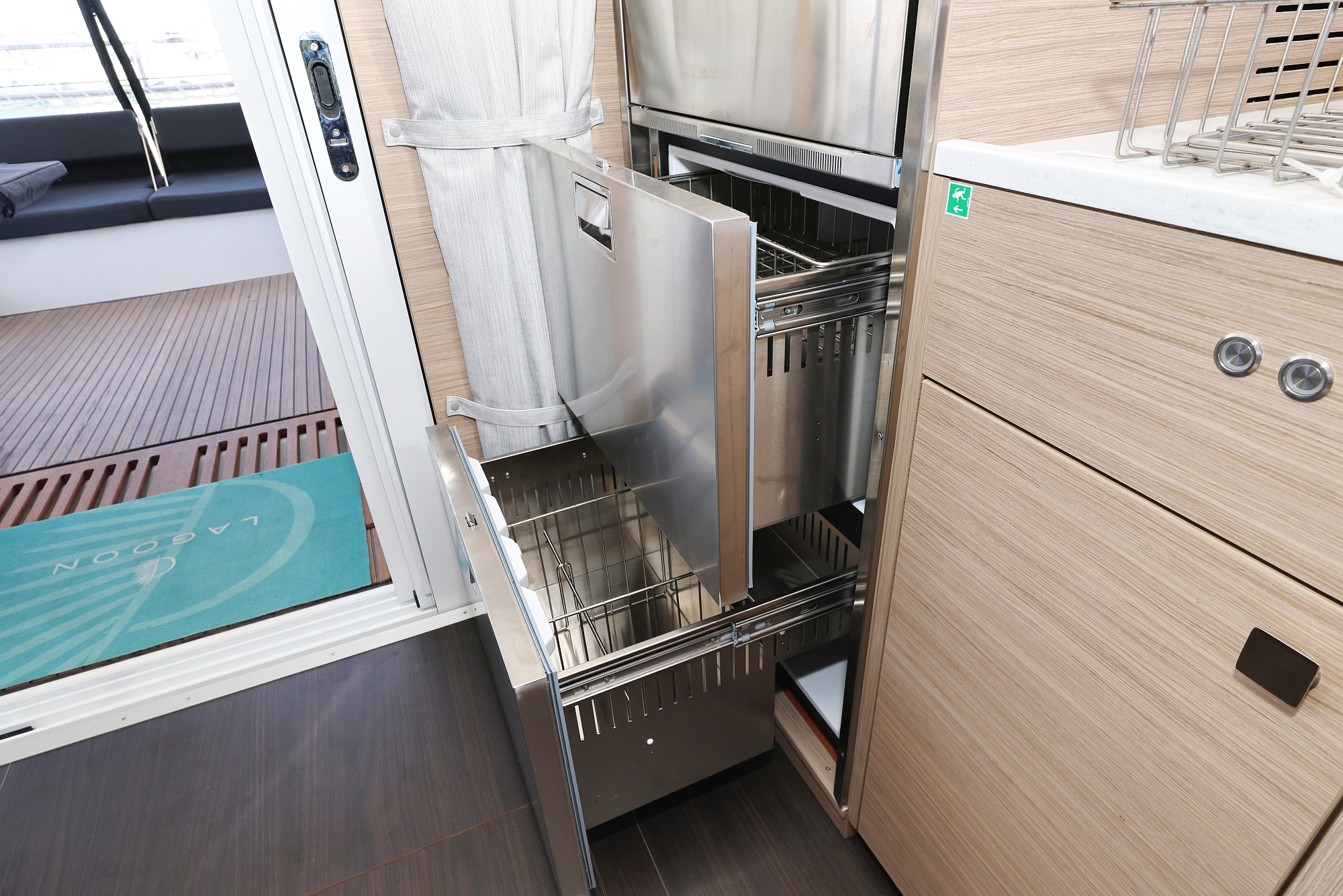 Lagoon 43 - 4 + 2 cab. — photo 62