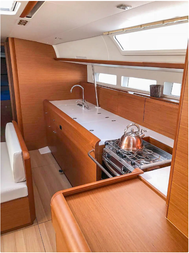 Sun Odyssey 519 - 5 + 1 cab. — photo 12