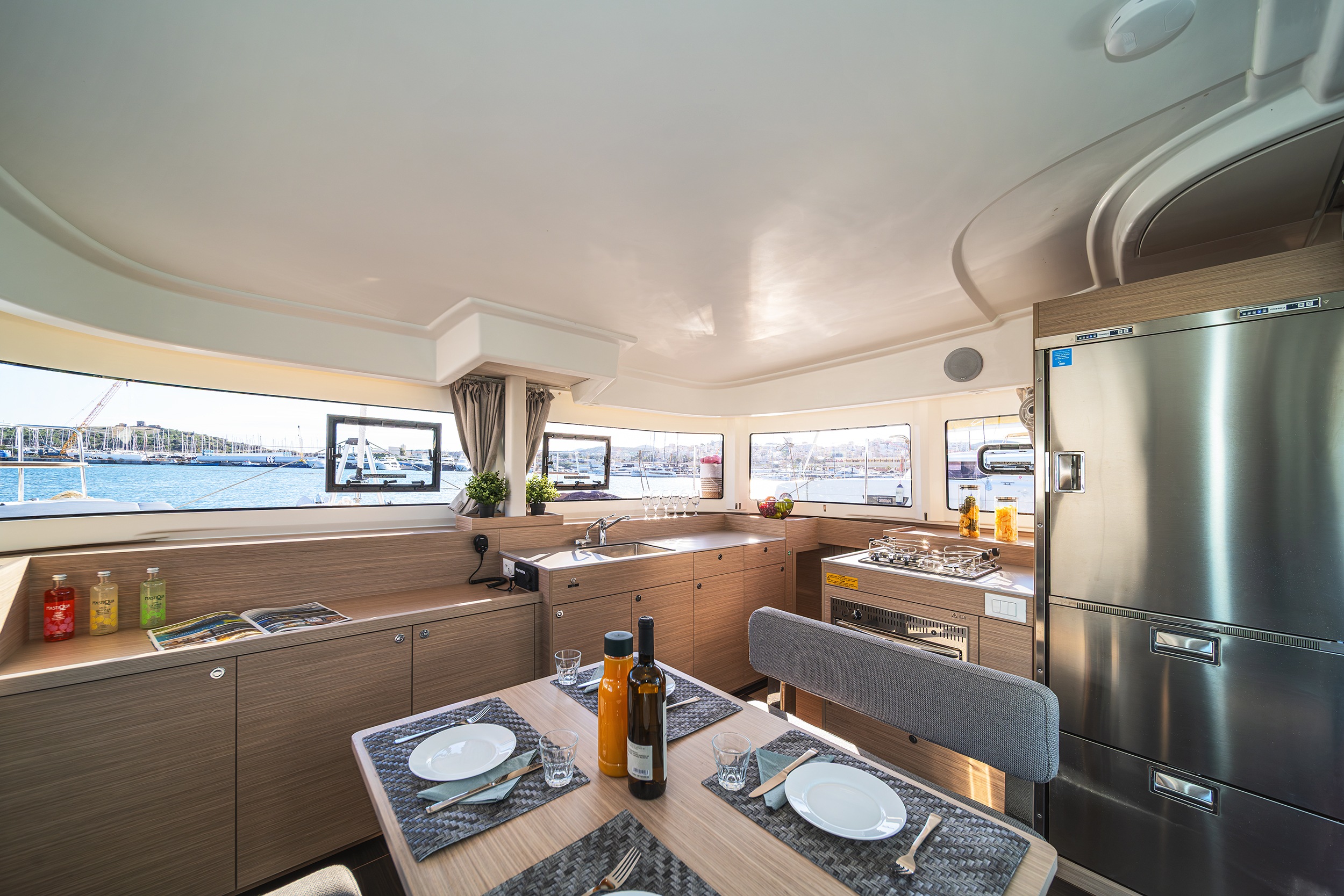 Lagoon 38 - 4 + 2 cab. — photo 9