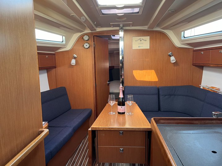 Bavaria Cruiser 37 - 3 cab. — photo 8