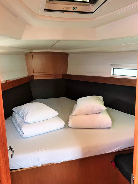 Bavaria Cruiser 34 - 2 cab. — photo 8