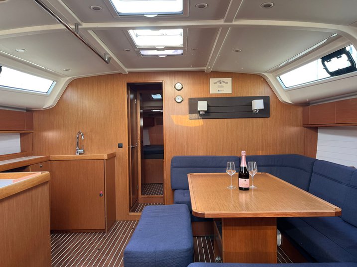 Bavaria Cruiser 51 — photo 6