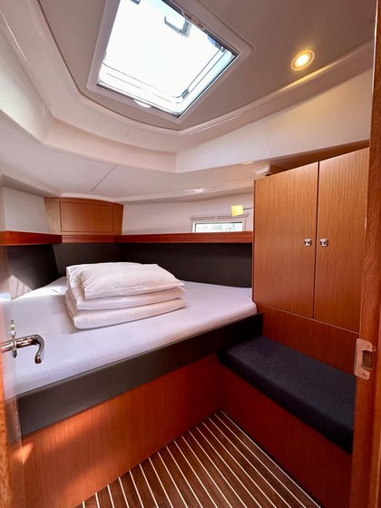 Bavaria Cruiser 37 - 3 cab. — photo 12