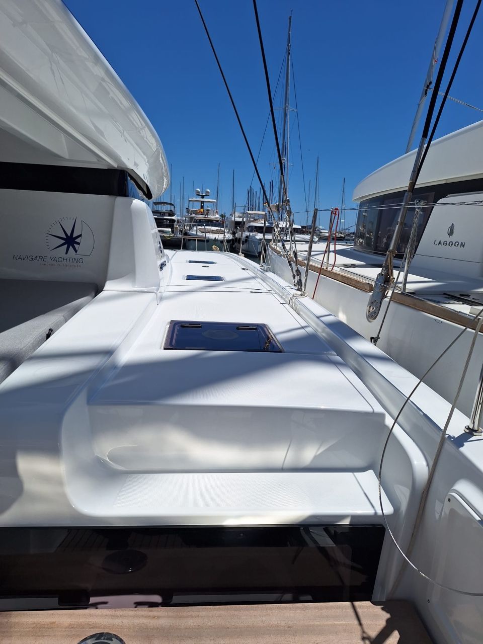 Lagoon 43 - 4 + 2 cab. — photo 5