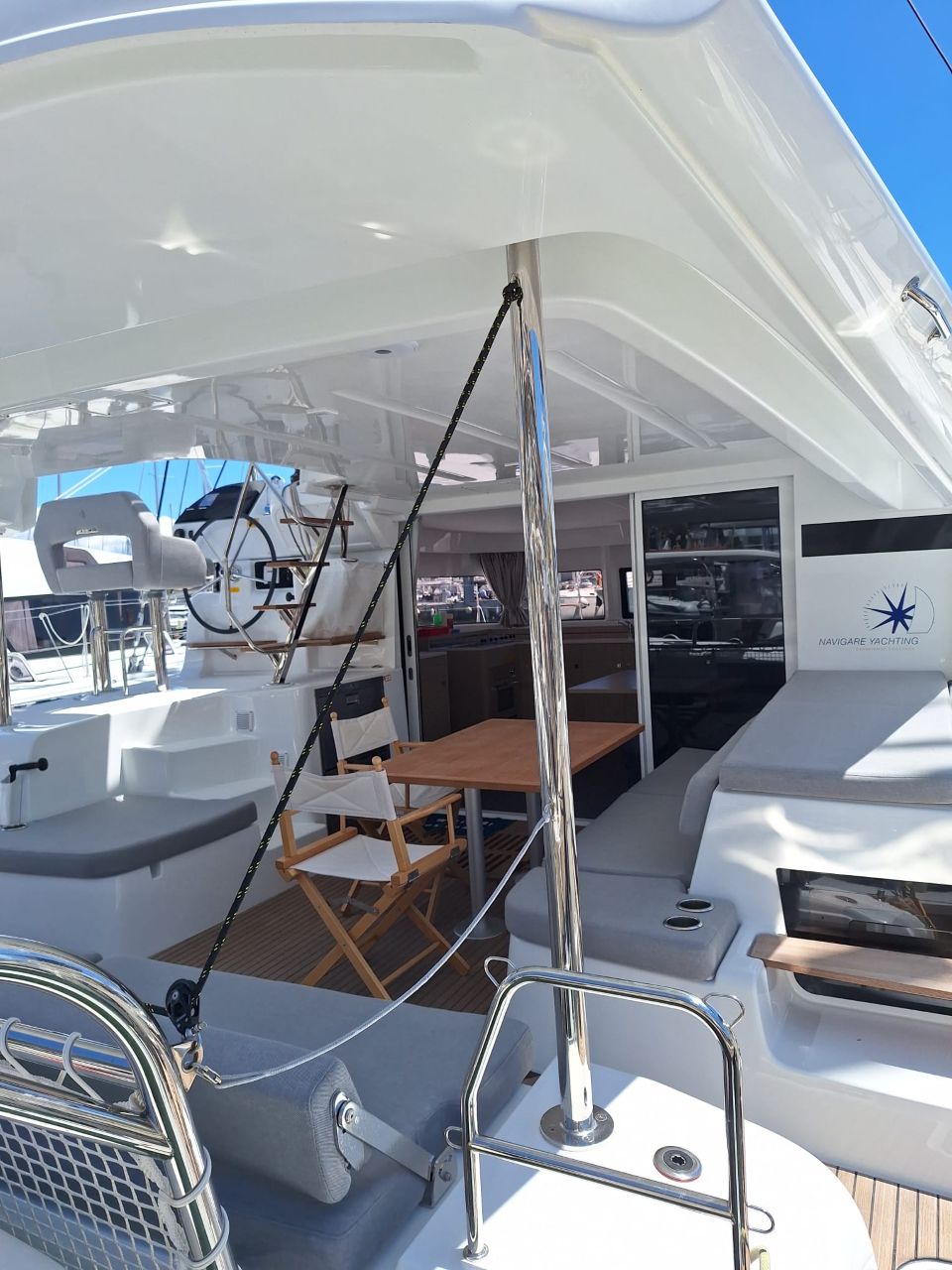 Lagoon 43 - 4 + 2 cab. — photo 6